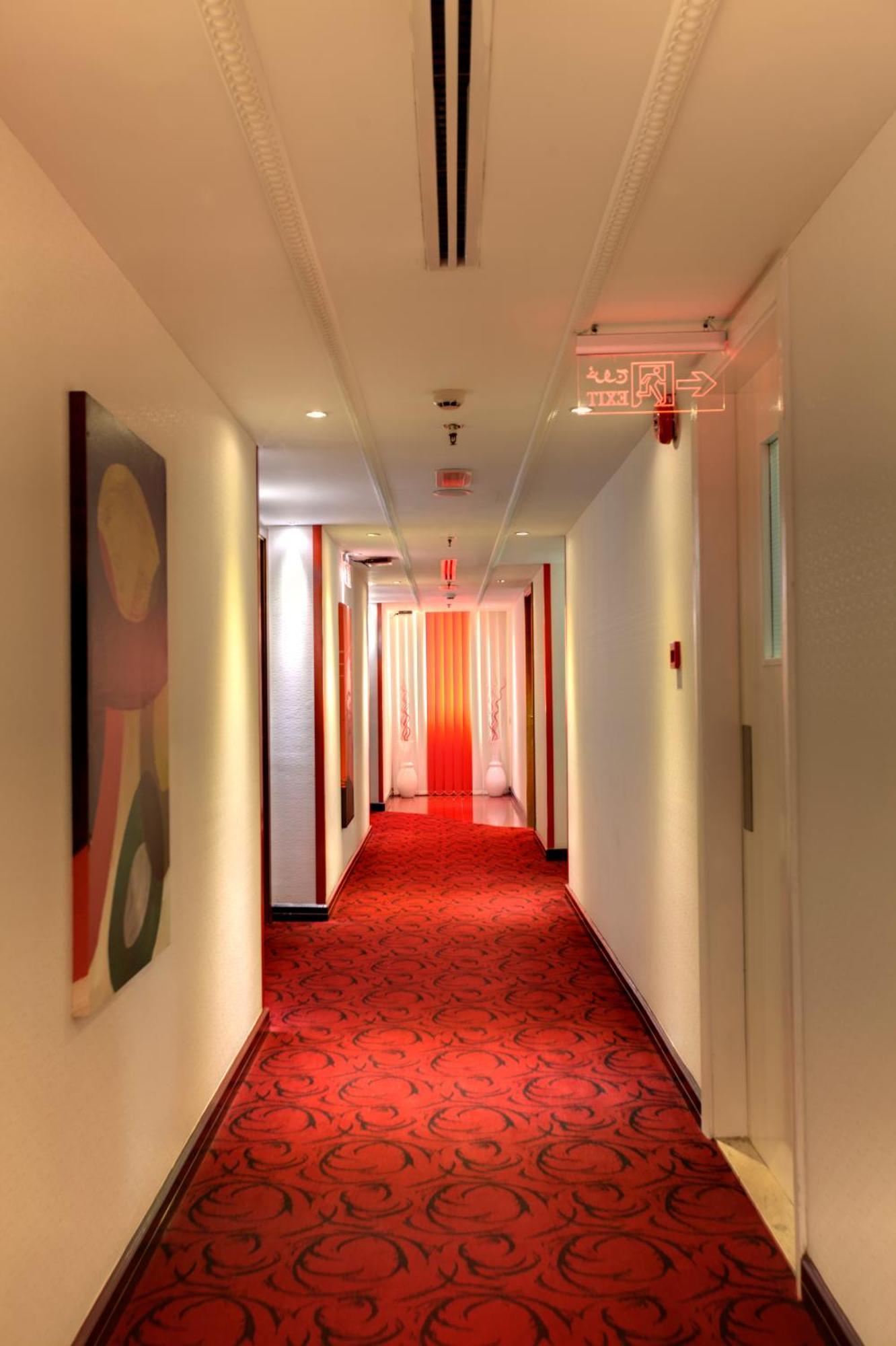Broadway Hotel Дубай Экстерьер фото